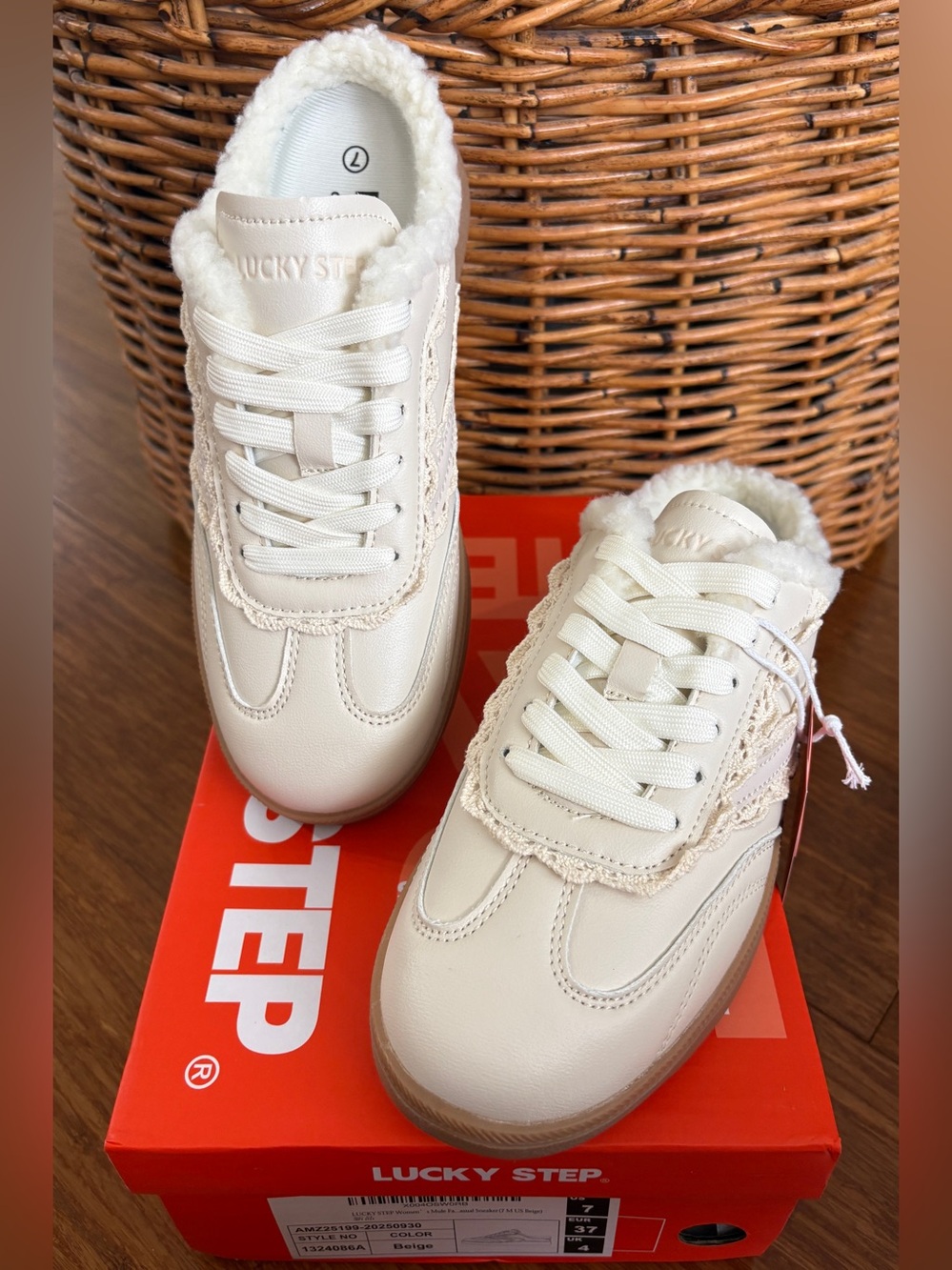 NWT Lucky Step Sneaker Mule Cream Leather Look Crochet Lace Trim Fleece Lined 7 - Picture 2 of 7